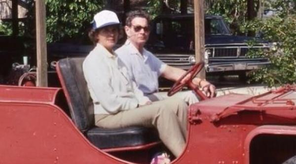 colectia regelui mihai de diapozitive digatilizata si inclusa in arhiva regala