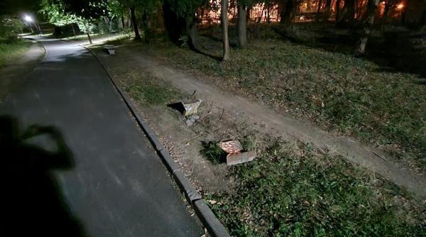 imagini din bucuresti publicate de emanuel ungureanu nicusor clotilde placutele suedeze sunt indreptate spre noi