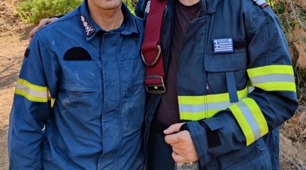 un pompier grec uimit ca pompierii romani si au lasat familiile pentru a ajuta la stingerea incendiilor