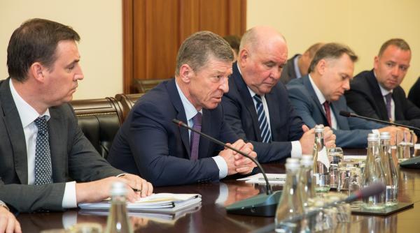 dmitry kozak omul care a vrut sa federalizeze republica moldova vine la chisinau pentru a discuta temele agendei moldo ruse