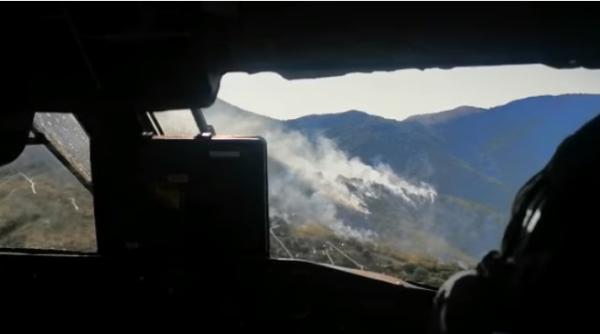 imagini spectaculoase cu aeronava mapn spartan intervenind pentru stingerea incendiilor din macedonia de nord