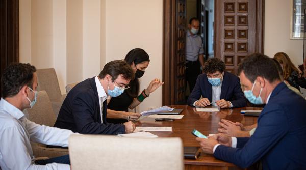 nicusor dan si clotilde armand alegeri chirieac alegatorii lor sunt foarte multumiti pe mine ma socheaza altceva