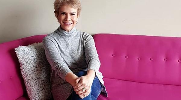 teo trandafir despre barbatii din viata ei daca si ar fi dorit sa aiba cultura generala ar fi trebuit sa o le cladeasca inainte