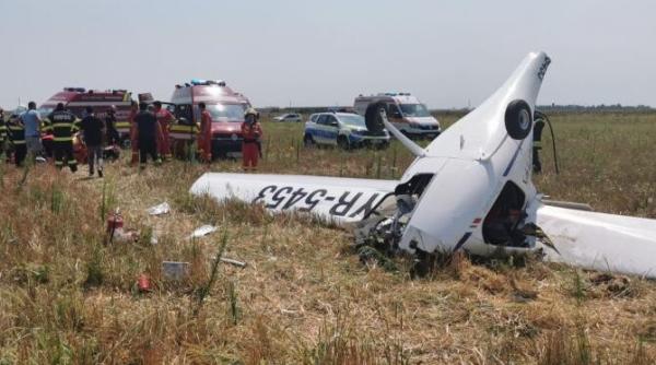 un avion de mici dimensiuni s a prabusit in chitila