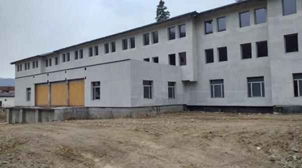 florin citu anunta continuarea investitiei la spitalul din sinaia