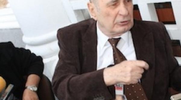 generalul andrei kemenici comandatul garnizoanei targoviste une au fost executatii sotii ceausescu a incetat din viata