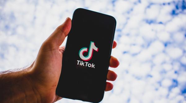 tiktok a devenit cea mai descarcata aplicatie din lume