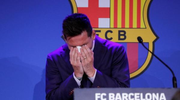 messi si sotia sa in lacrimi cand au aflat ca pleaca nu stiau cum sa anunte copiii ca parasesc barcelona