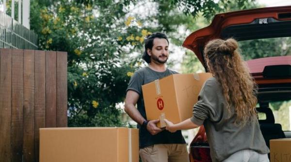 tinerii romani pleaca mai tarziu din casa parinteasca