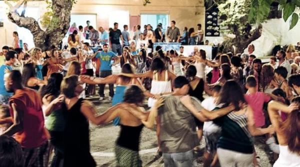 ce este panigiri experienta de vara unica daca esti in grecia trebuie sa citesti asta se intampla in 15 august