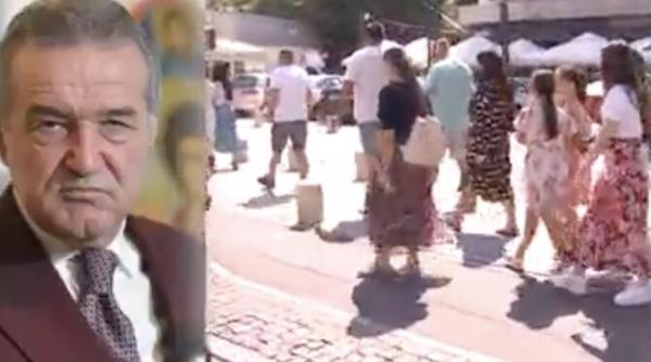 gigi becali operat la mana prima aparitie la marsul normalitatii curatam drumul cu aghiasma cruci icoane