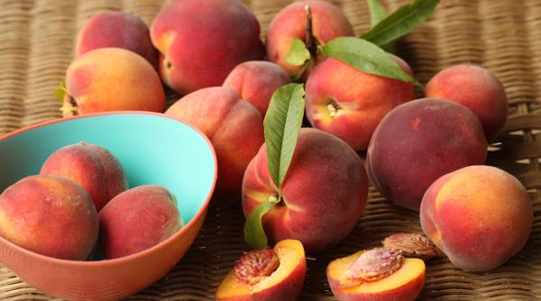 cum faci compot de piersici reteta simpla