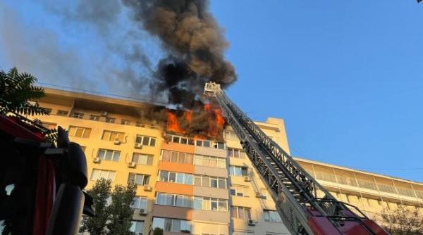 incendiu in bucuresti in zona salii palatului