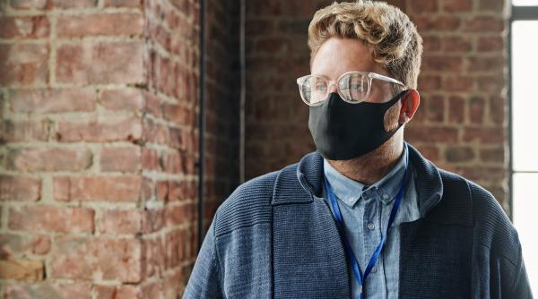 locul unde romanii nu mai poarta masca desi peste tot scrie ca e obligatoriu