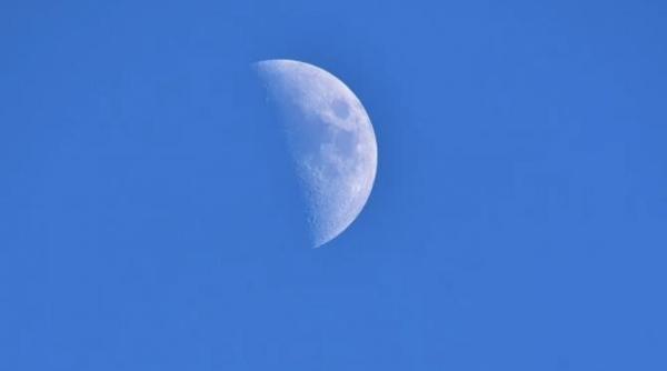 luna albastra a doua luna plina in varsator pe 22 august tot ce trebuie sa stii despre superluna care apare rar pe cer