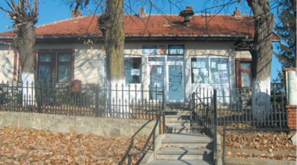 mandatul primarului comunei sotrile prahova condamnat pentru pornografie infantila validat de instanta