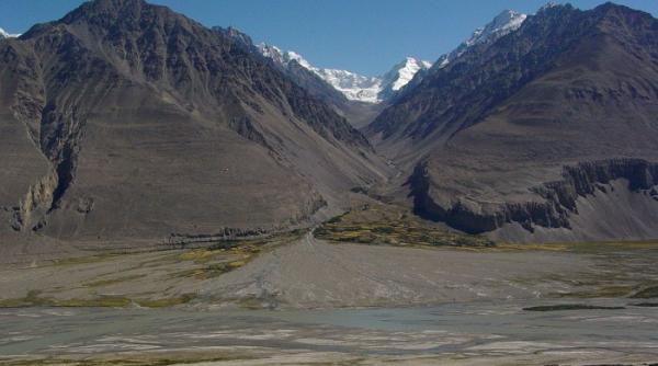 afganistan de ce s a grabit china sa recunoasca puterea de la kabul