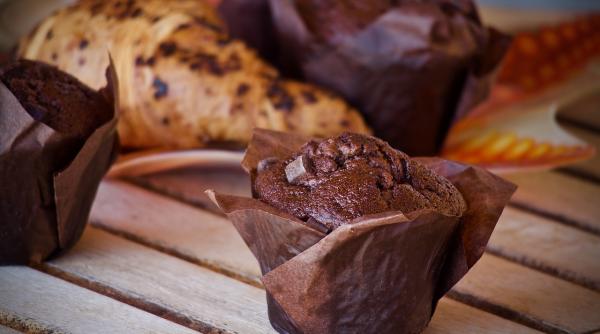 briosele cu care o femeie si a servit colegii militari contineau canabis ar putea fi inchisa cinci luni