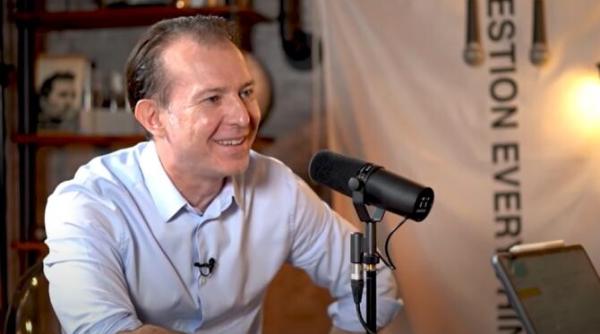 de ce s a intors citu din sua asta a fost problema mea toata viata mi a reprosat toata familia nu stiu de ce am facut o