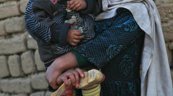 refugiatii din romania ar putea primi cate 800 de lei pentru cazare mircea cosea o cheltuiala in plus pentru statul roman