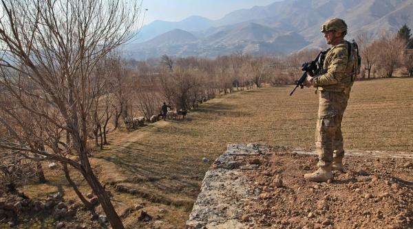 fratele unui translator afgan acuzat ca a ajutat americanii condamnat la moarte de talibani