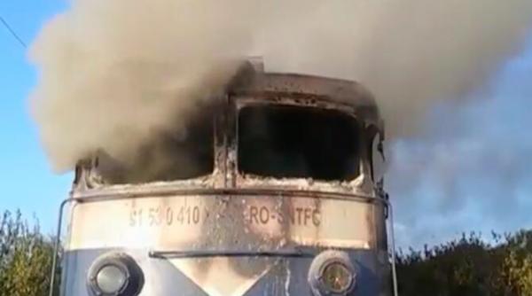 locomotiva unui tren de calatori a luat foc traficul feroviar blocat intre timisoara si arad