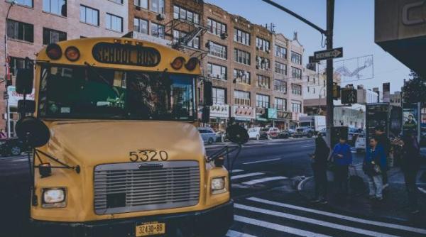 new york profesorii scolilor publice sunt nevoiti sa se vaccineze obligatoriu