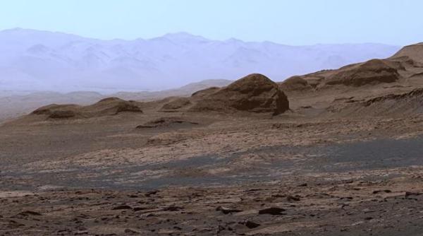 tur panoramic pe marte multumita roverului curiosity motivul pentru care atmosfera e atat de rarefiata video