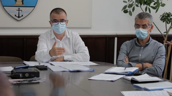 stefan ilie primarul din tulcea da 27 000 de lei pe mese intinse si nu are 11 000 de lei pentru pensionari