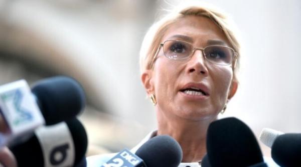 turcan suparata pe jurnalisti ieri v am aratat toata pretuirea mea si la televizor m am regasit intr un monstru