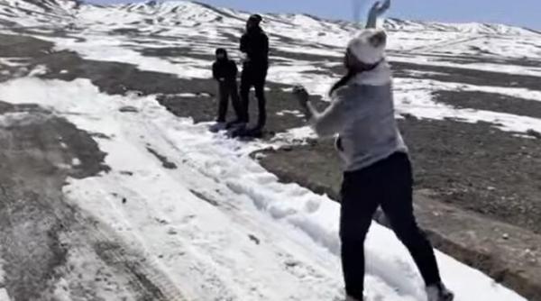 a nins in desertul atacama supranumit polul uscaciunii video