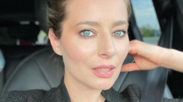 laura cosoi facuta praf pe internet nu ma asteptam am crezut ca nu vad bine ce rusine