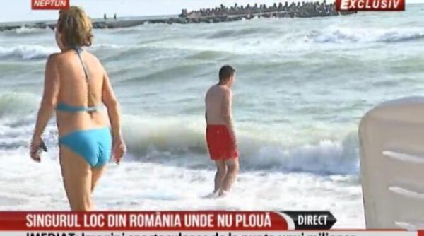 valuri uriase la mare scaldatul e interzis dupa ce salvamarii au arborat steagul rosu