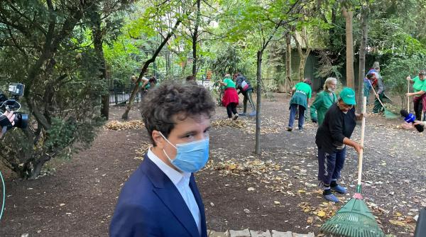 cu ce se lauda nicusor dan dupa 10 luni de primar greaua mostenire 2700 de oameni dati afara niste avarii amenzi si procese