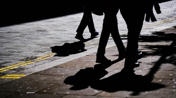 inselatorie cum a fost pacalita o femeie din deva sa dea 30 de mii de lei unor escroci