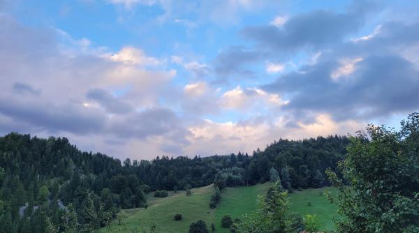 traseu de 1 240 km cu masina  prin tara  ce orase minunate poti vizita in patru zile
