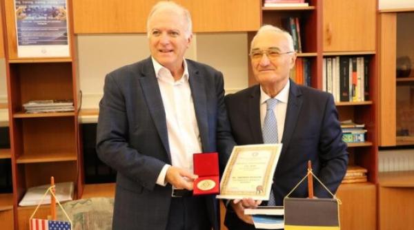 ccir masa rotunda de promovare a oportunitatilor de cooperare romano americane la camera de comert si industrie mures