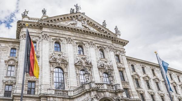 germania parchetul general a deschis o ancheta pentru spionaj cibernetic asupra unor deputati germani