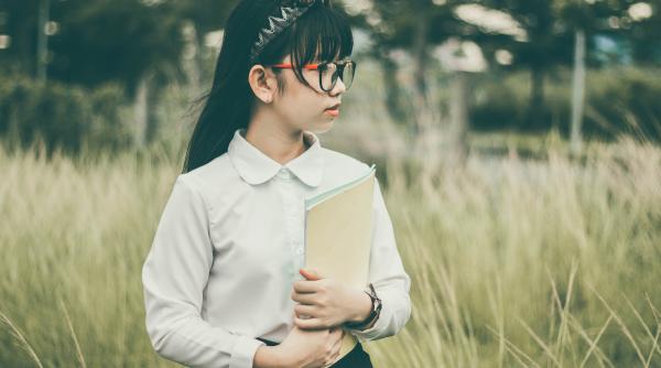 china a introdus cipuri in gulerele camasilor copiilor pentru a le fi monitorizata activitatea