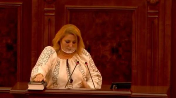 parchetul general a deschis dosar penal dupa ce sosoaca a oprit accesul la un centru de vaccinare