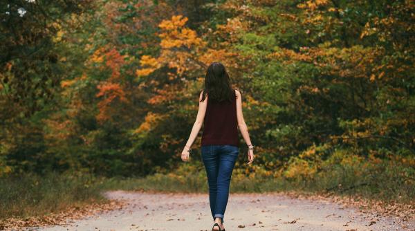 10 000 de pasi zilnic doar o chestiune de marketing noul numar ideal la care trebuie sa ajungem conform unui studiu recent