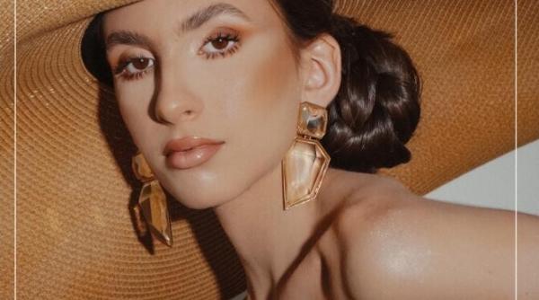 o eleva romanca este noua vedeta a modei janine minea uimeste la doar 16 ani galerie foto