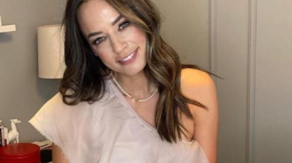 andreea raicu despre tatal ei la 20 de ani de la moarte eram prea orbita de furie m a chinuit mult timp mi a furat zile nopti luni