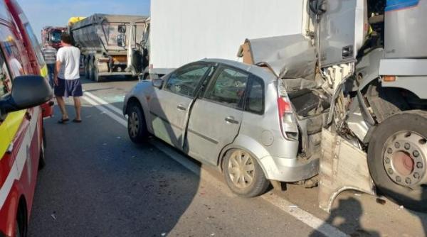 patru autocamioane si o masina accident grav pe dn 65 trafic blocat total