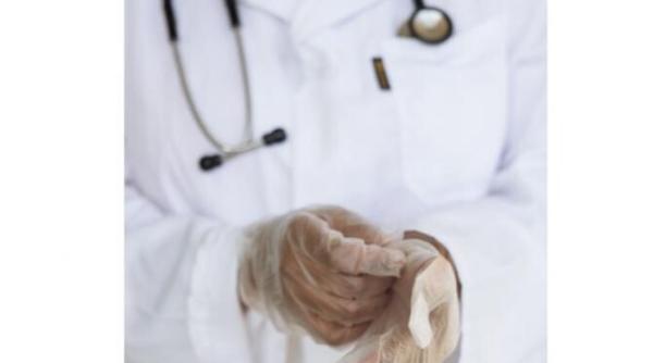 doctorita vaccinata anti covid gasita moarta in casa femeia se afla in autoizolare