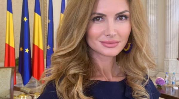 oana bulai am depus un proiect de lege pentru declararea lui stefan cel mare erou national si patron istoric al culturii romanesti foto