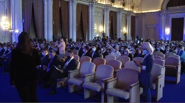 congres pnl cu 5 000 de oameni in pofida restrictiilor val valcu nu e nicio problema scoatem banii si platim