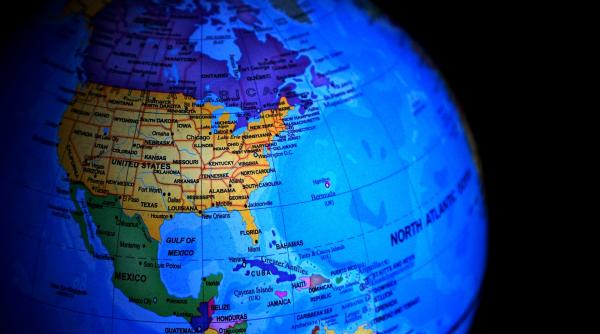 criza la frontiera americano mexicana washingtonul promite sa accelereze ritmul expulzarilor de migranti cu avionul video