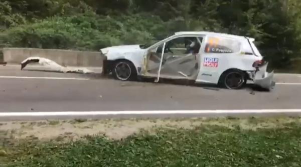 accident grav la raliul din campulung muscel o masina s a rostogolit de cateva ori in aer video