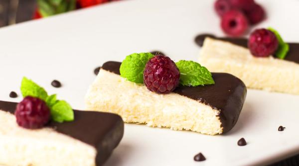 prajitura 10 minute se prepara extrem de usor ideala pentru cafeaua de dimineata